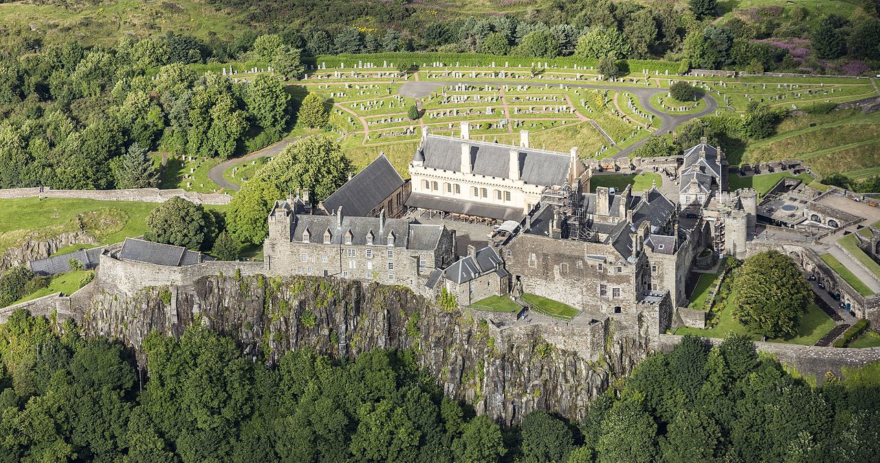 Stirling Castle | William Wallace, Mary Queen Of Scots & More